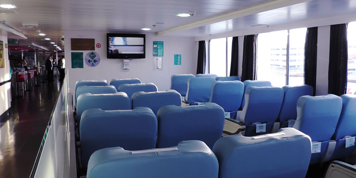 https://discoverislandcruise.com/wp-content/uploads/2015/03/Bahama-Mama-186.jpg