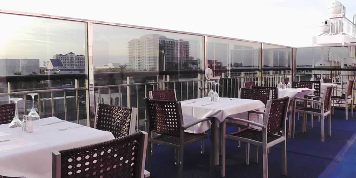 https://discoverislandcruise.com/wp-content/uploads/2015/03/Bahama-Mama-210.jpg